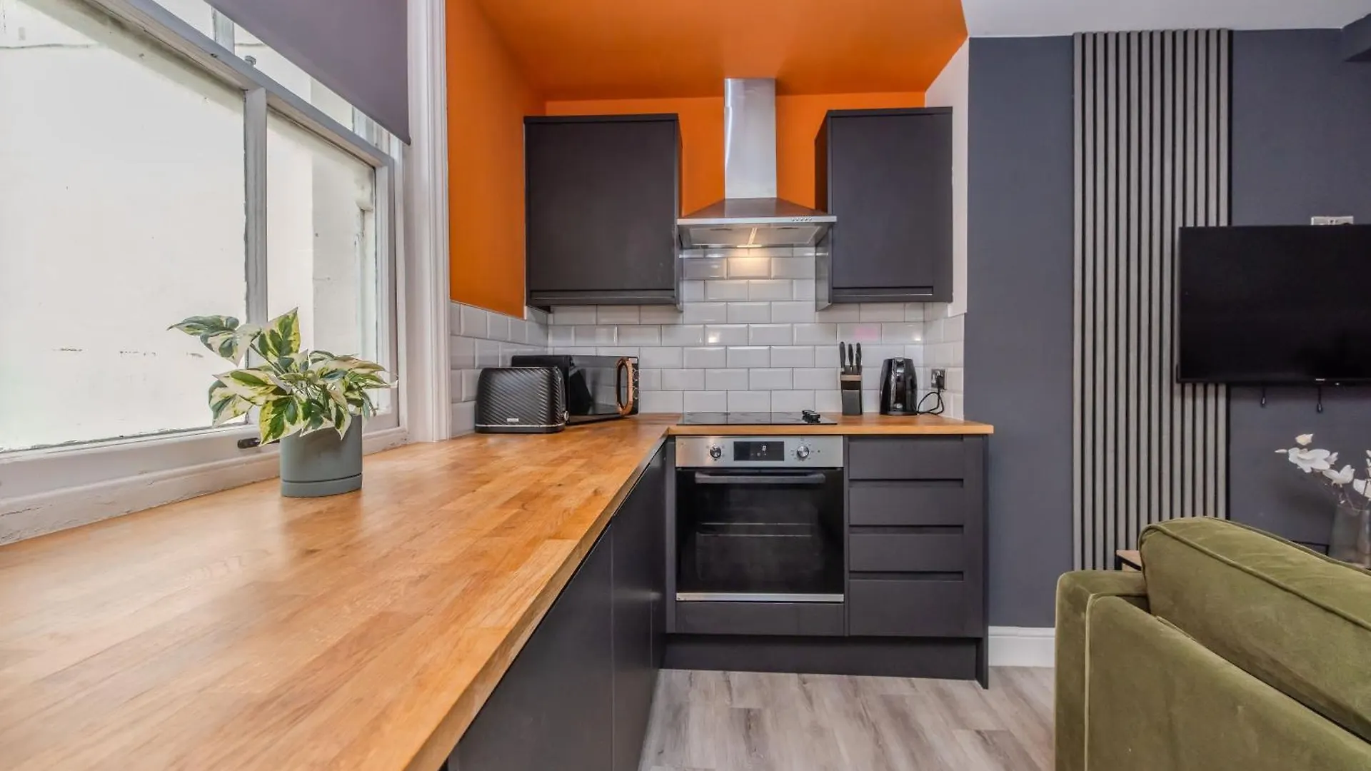 Elegant City Stay L 2-Bedroom Flat L Free Parking Provided Hove Apartmán